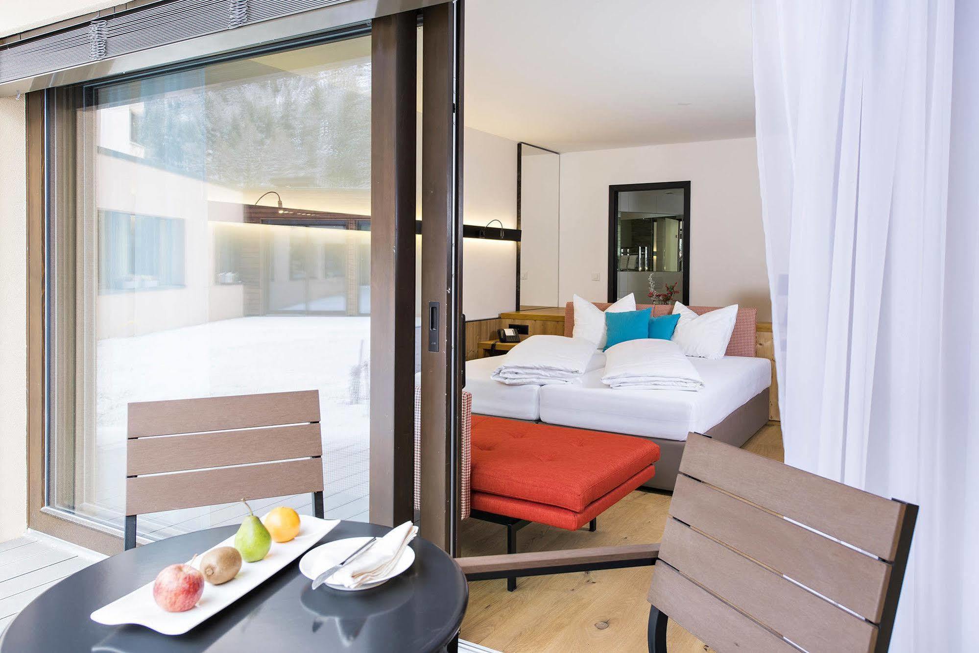 פונטרסינה Hotel Palue מראה חיצוני תמונה